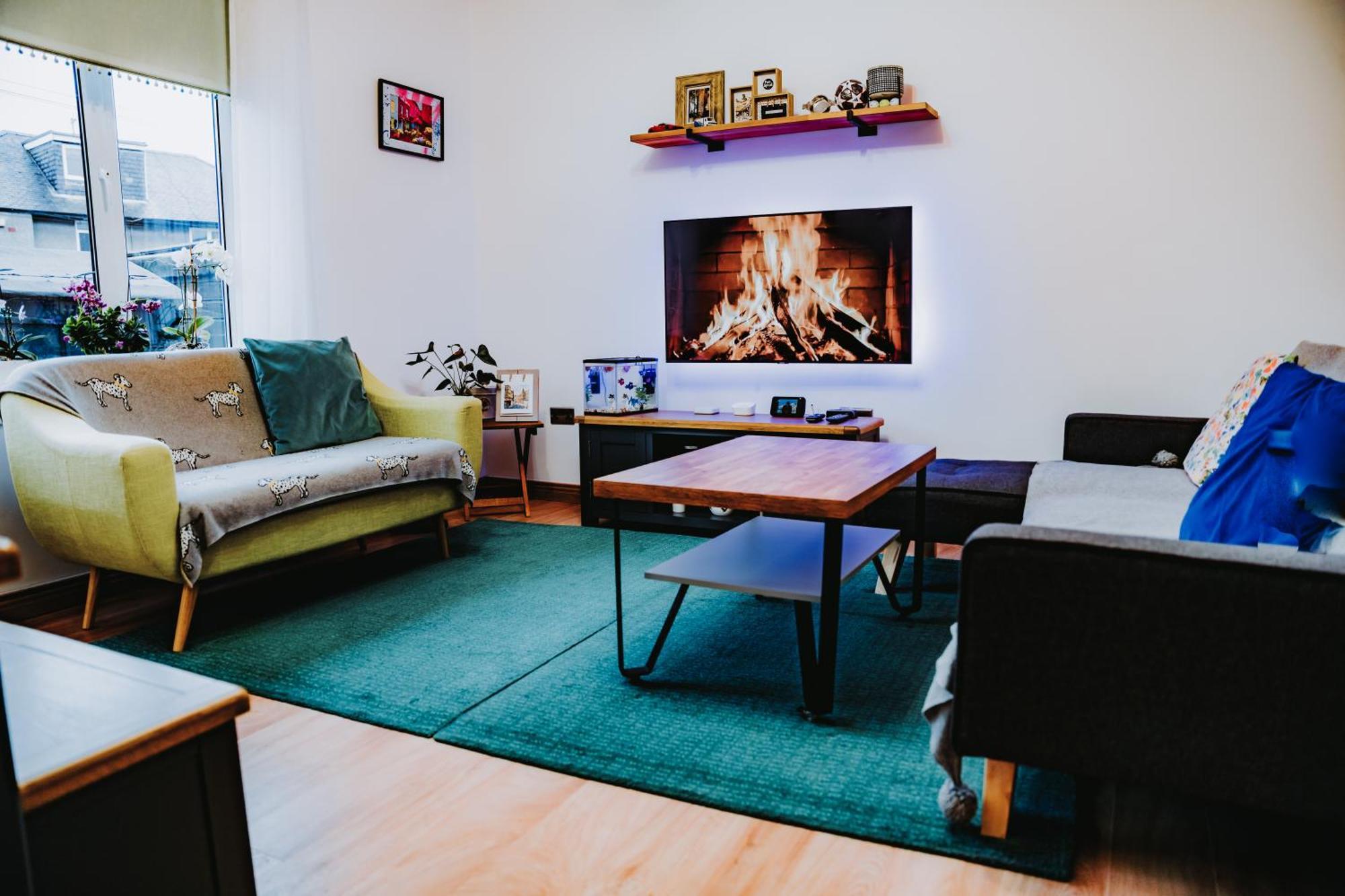 Large Bedroom, Close To Airport And Centre Edimburgo
