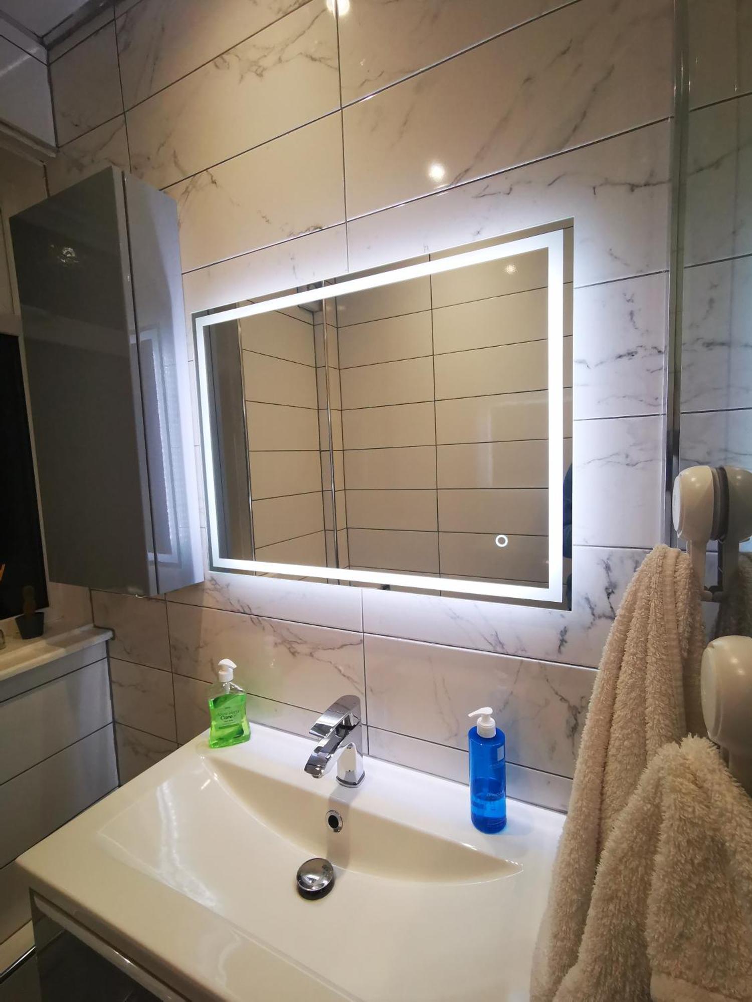 Large Bedroom, Close To Airport And Centre Quarto em Acomodações Particulares *